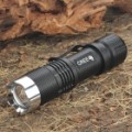 NOVO C55 CREE Q5 3-modo 170-lúmen convexos lente lanterna LED com Clip (1 x 18650)