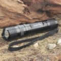 FandyFire 2130 CREE XM-LT6 modo de 3 900-Lumen branco levou lanterna c / Strap (1 x 17670 / 1 x 18650)