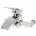 Moderna latão Cachoeira Wall-mount Faucet