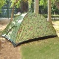 Dobradura-4 pessoas Camping barraca com saco escriturada - camuflagem verde